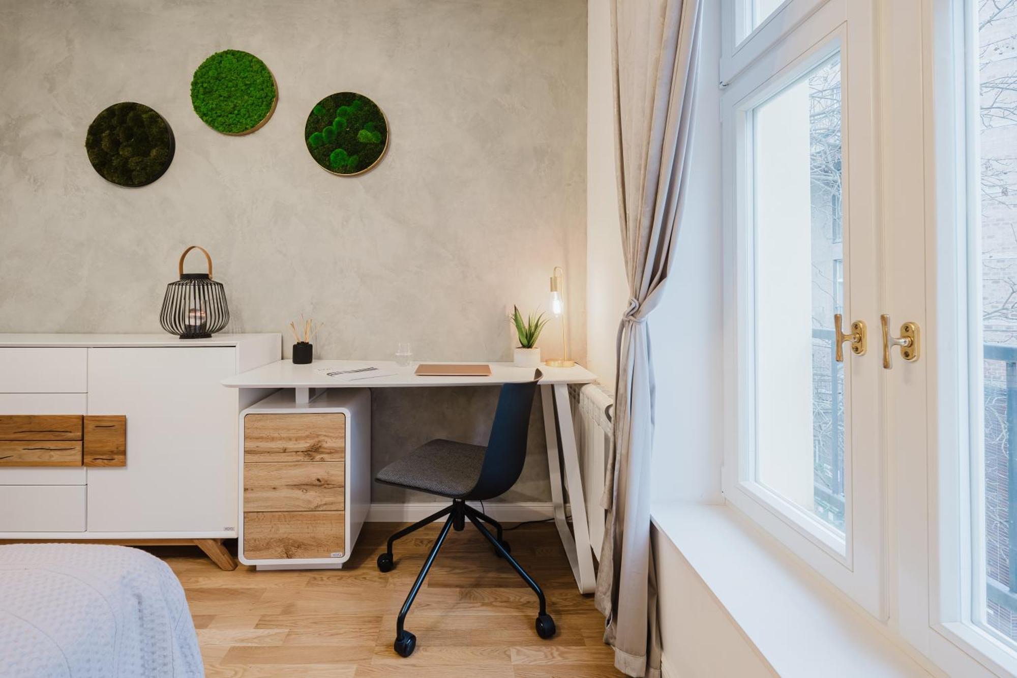 Days - 1bdr - Work Space - Easy Access Appartamento Praga