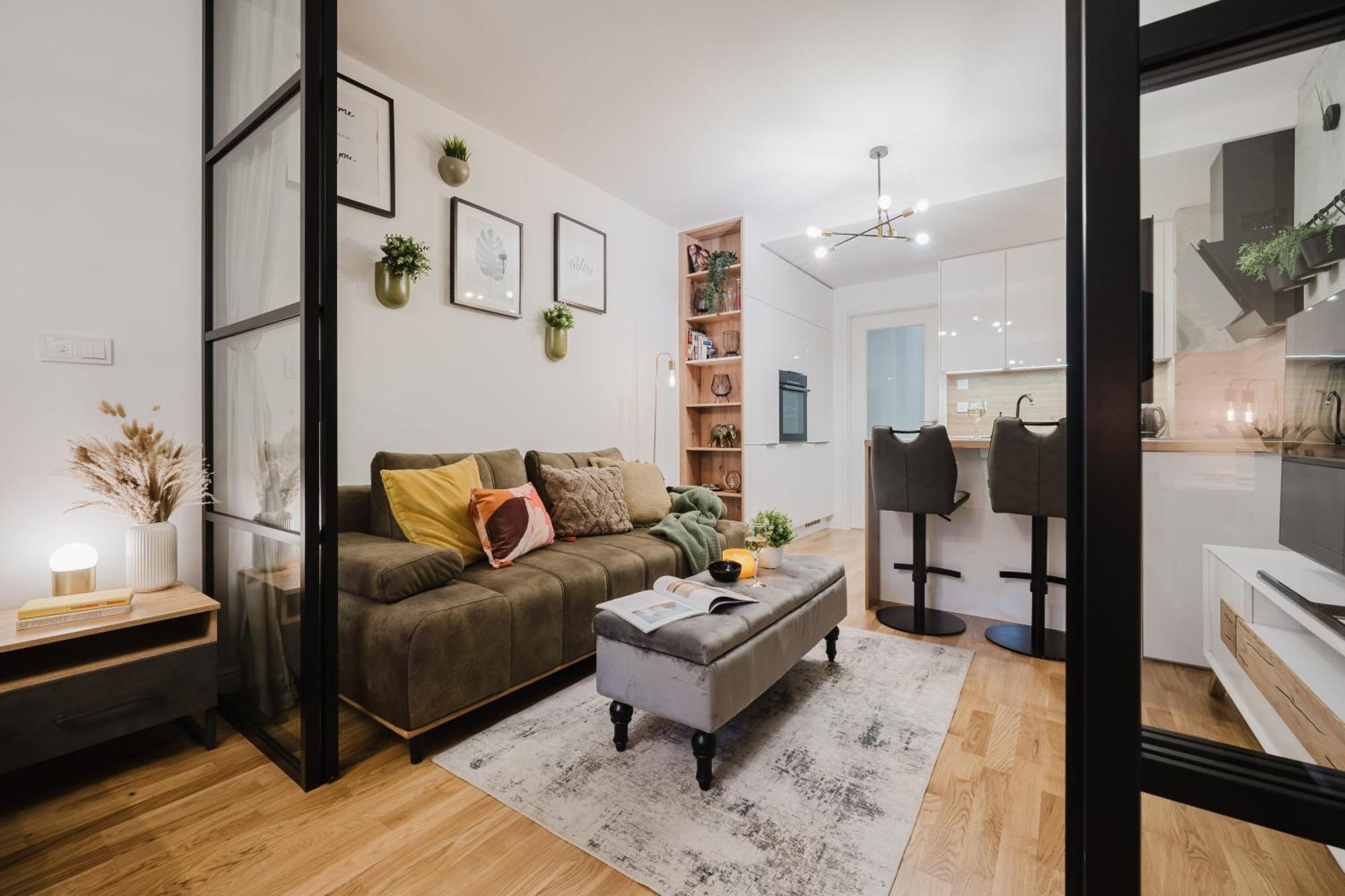 Days - 1bdr - Work Space - Easy Access Appartamento Praga